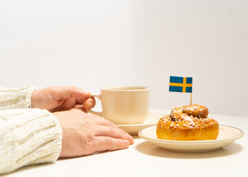 Fika Swedish coffee tradition