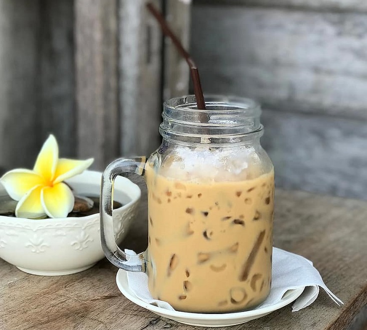 Iced Vanilla Latte
