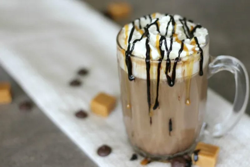 dark chocolate caramel latte