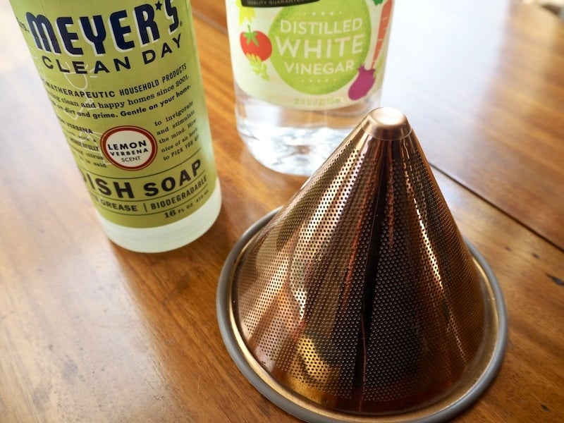 how to clean a reusable coffee filter