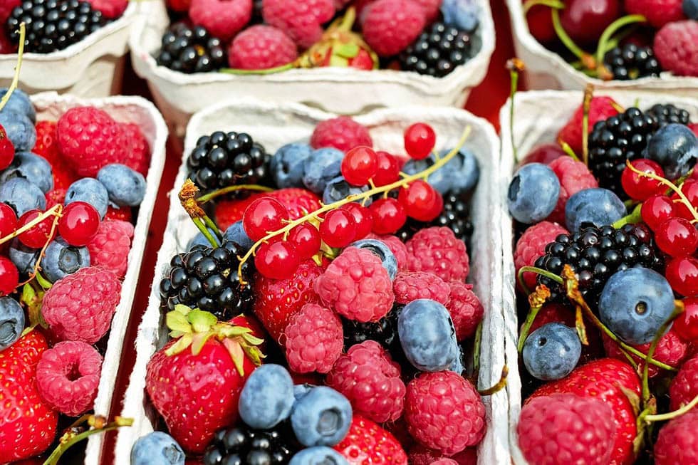 mixed berries