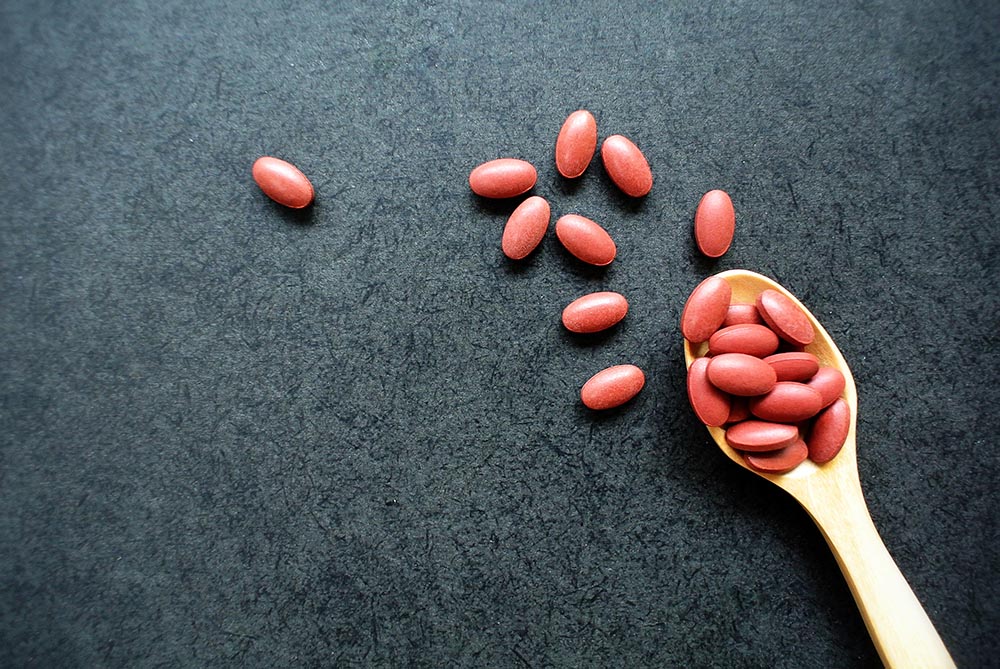 spoonful of iron supplements 